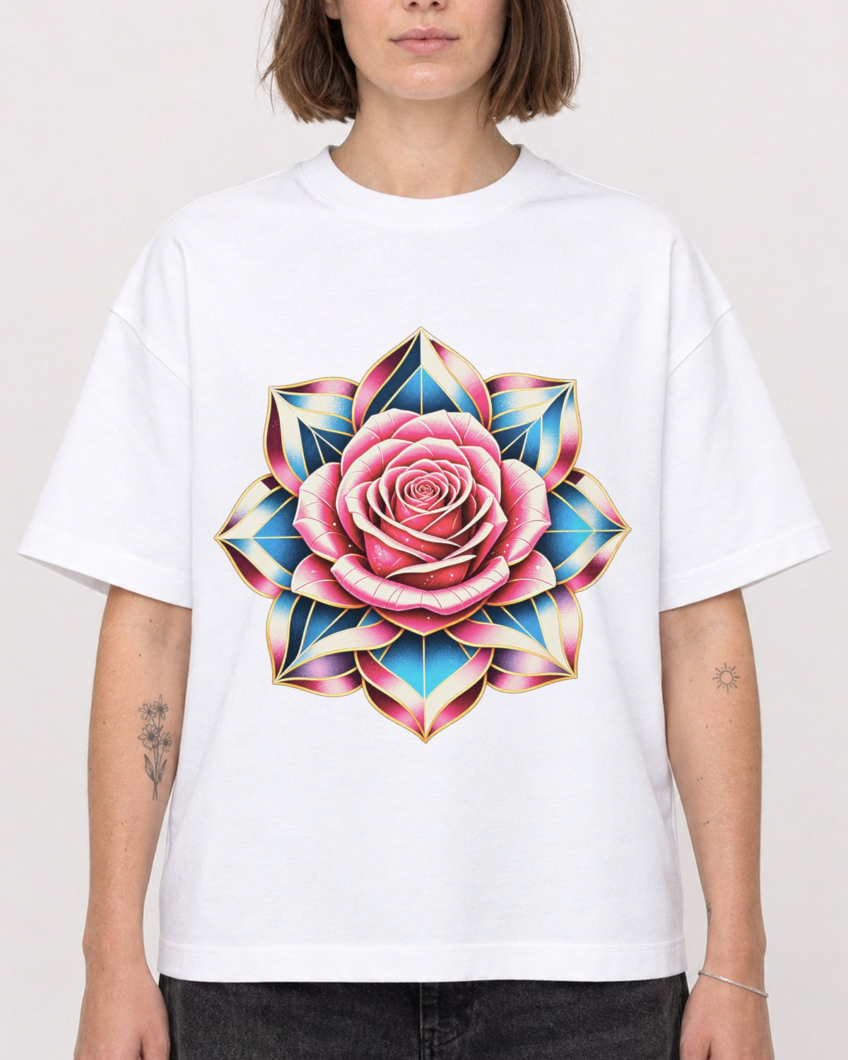 Mockup Boxy Heavyweight Tee White female close-up 18