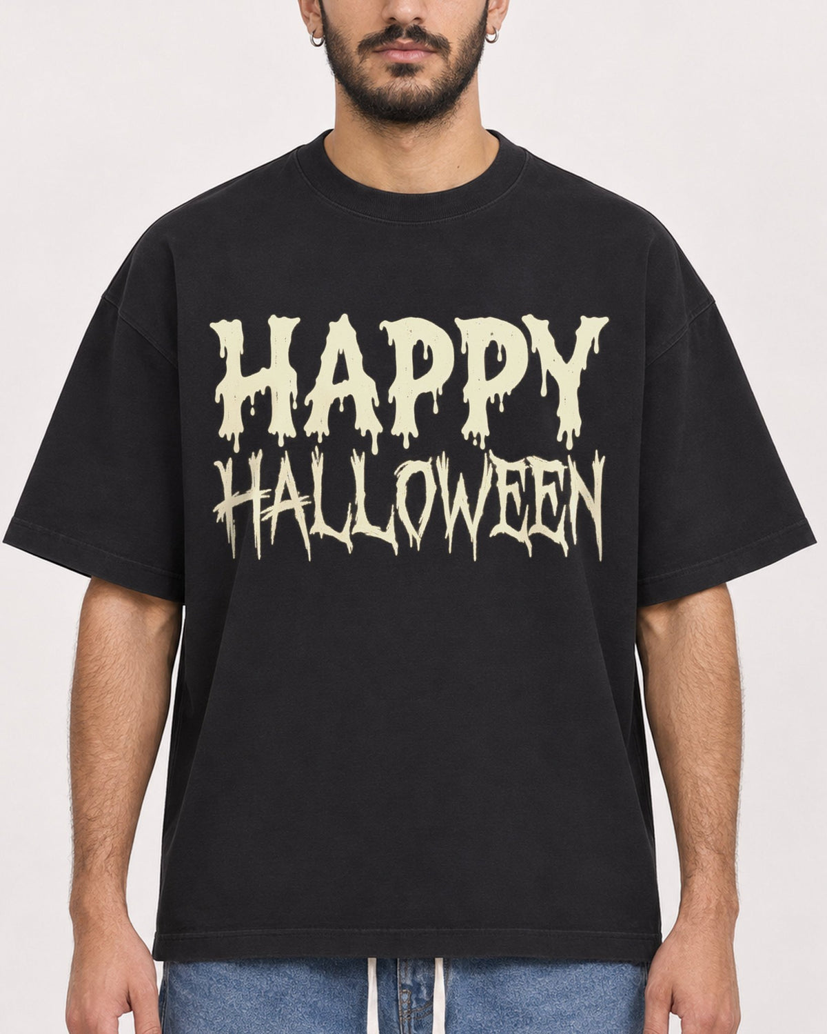 Mockup Boxy Heavyweight Tee Black male close-up 07