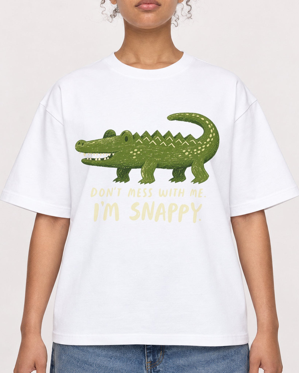 Mockup Boxy Heavyweight Tee White female close-up 20