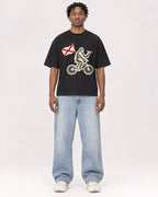 Mockup Boxy Heavyweight Tee Black male full-body 05