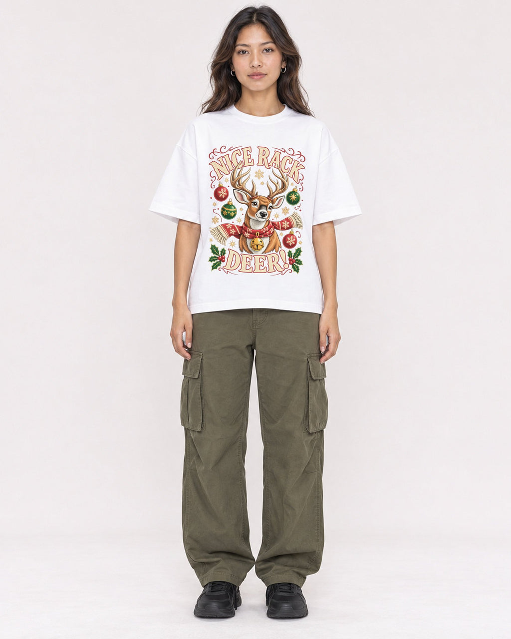 Mockup Boxy Heavyweight Tee White female full-body 02