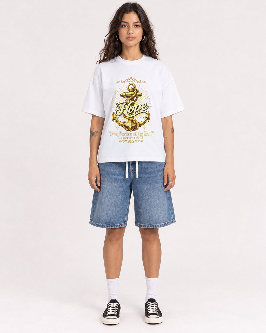 Mockup Boxy Heavyweight Tee White female full-body 06