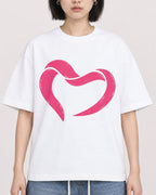 Mockup Boxy Heavyweight Tee White female close-up 11