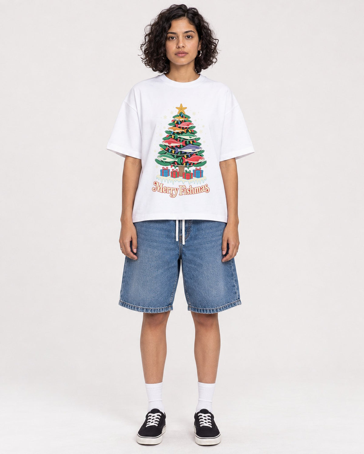 Mockup Boxy Heavyweight Tee White female full-body 26