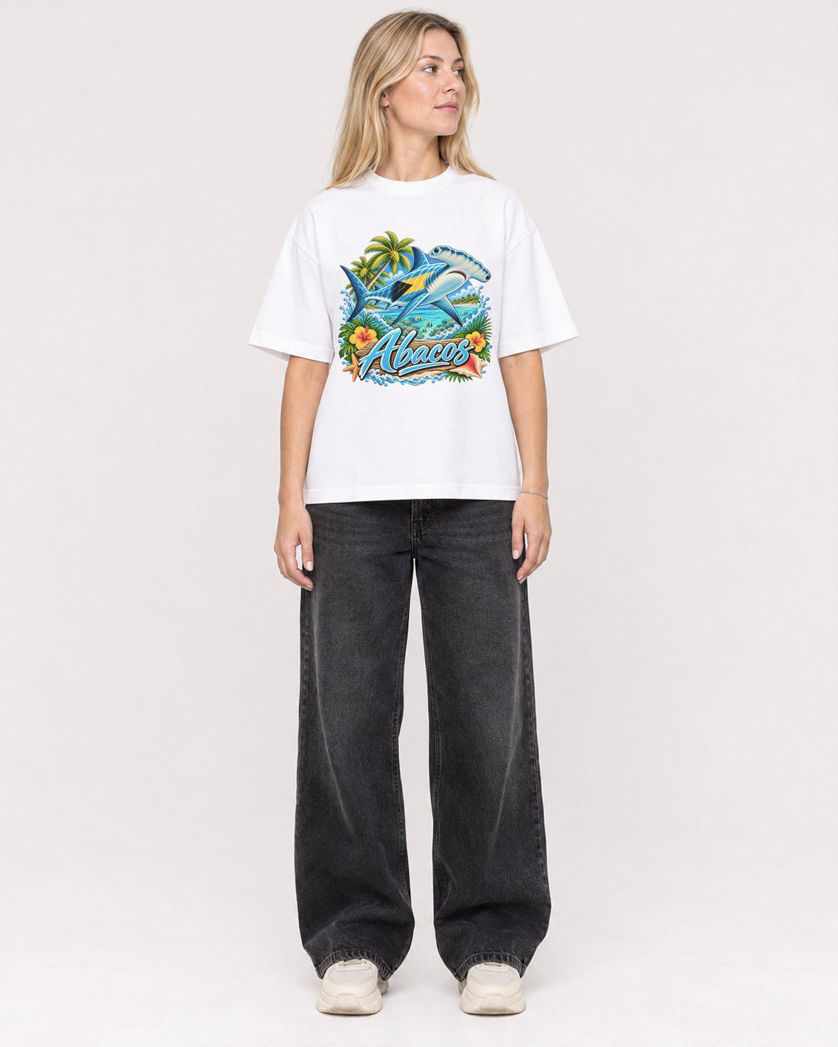 Mockup Boxy Heavyweight Tee White female full-body 08