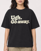 Mockup Boxy Heavyweight Tee Black female close-up 02