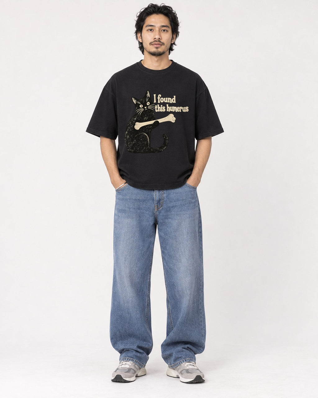 Mockup Boxy Heavyweight Tee Black male full-body 22