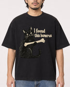 Mockup Boxy Heavyweight Tee Black male close-up 22