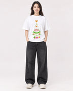 Mockup Boxy Heavyweight Tee White female full-body 03