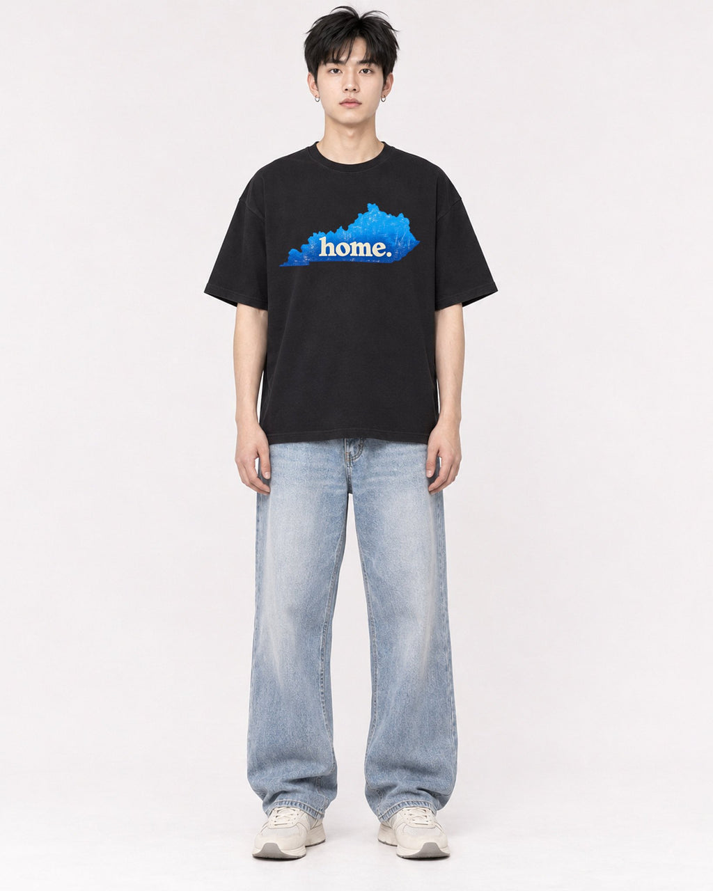Mockup Boxy Heavyweight Tee Black male full-body 01