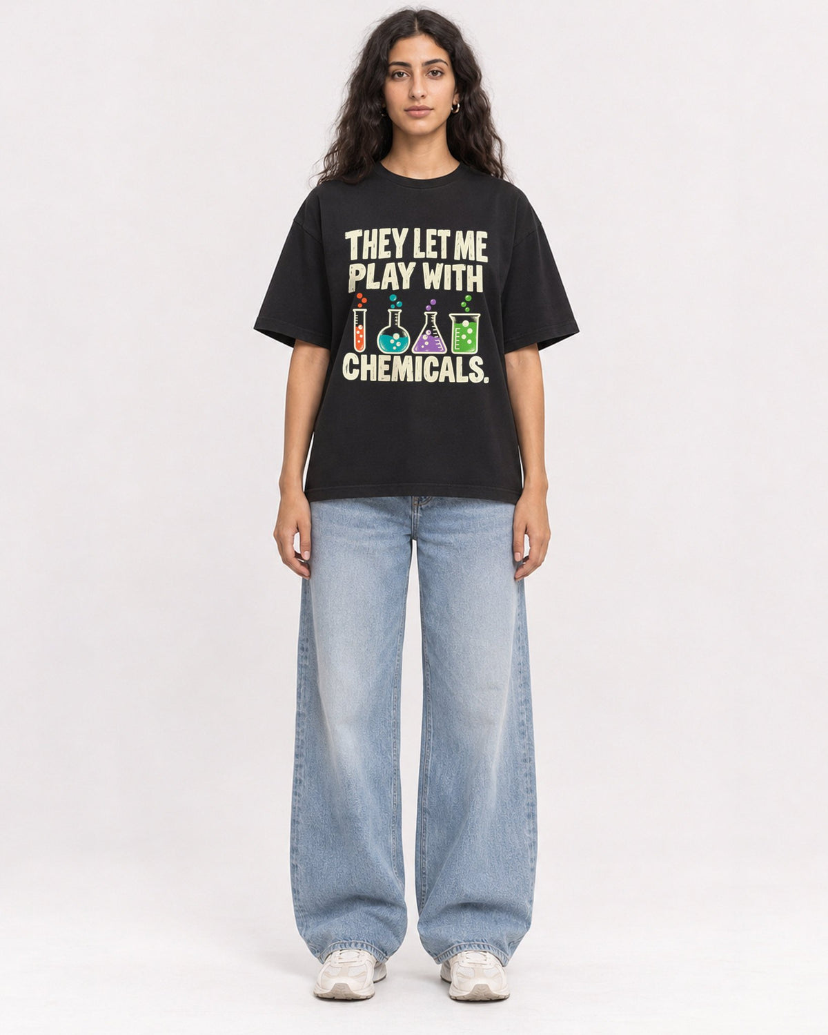 Mockup Boxy Heavyweight Tee Black female full-body 07