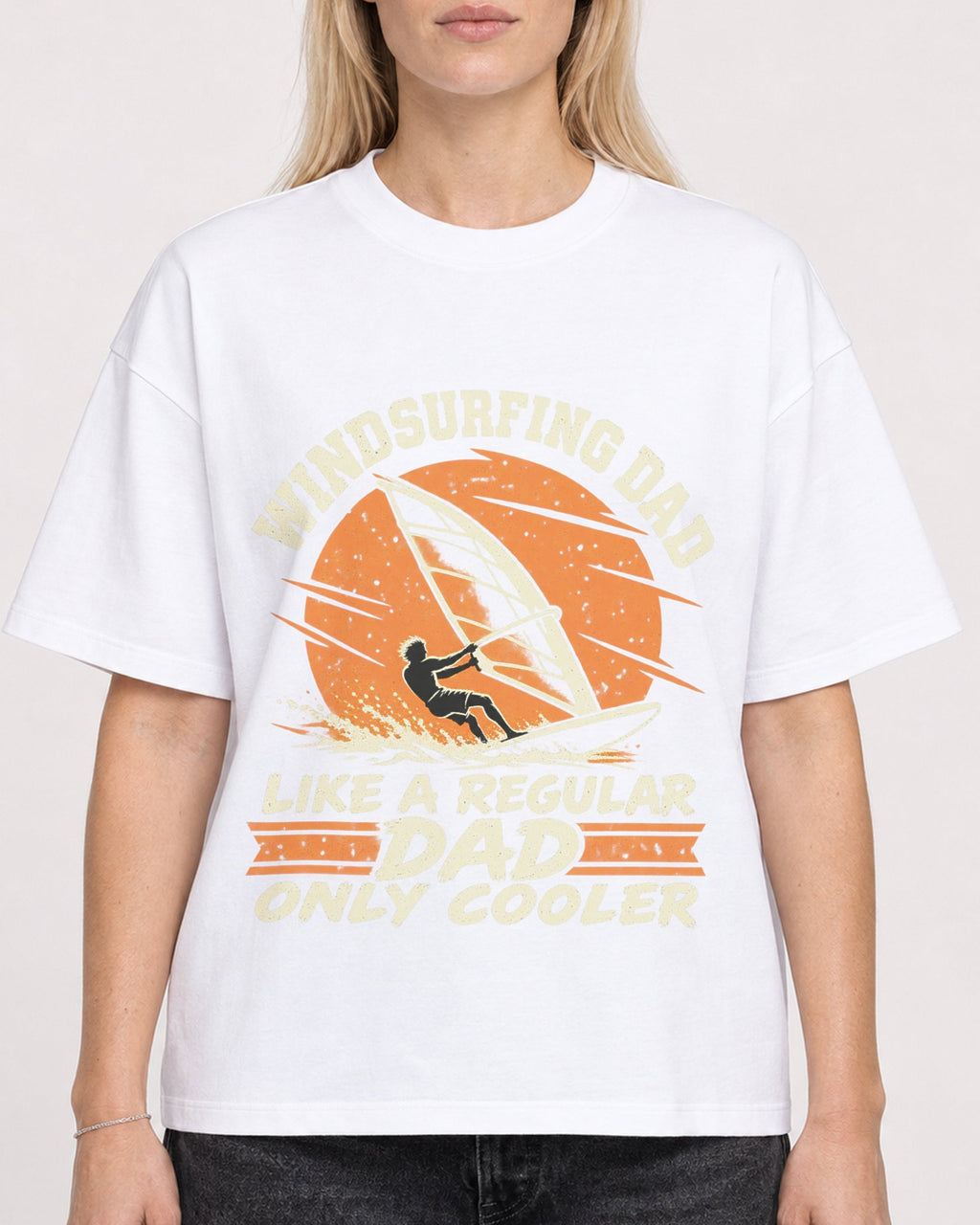 Mockup Boxy Heavyweight Tee White female close-up 08