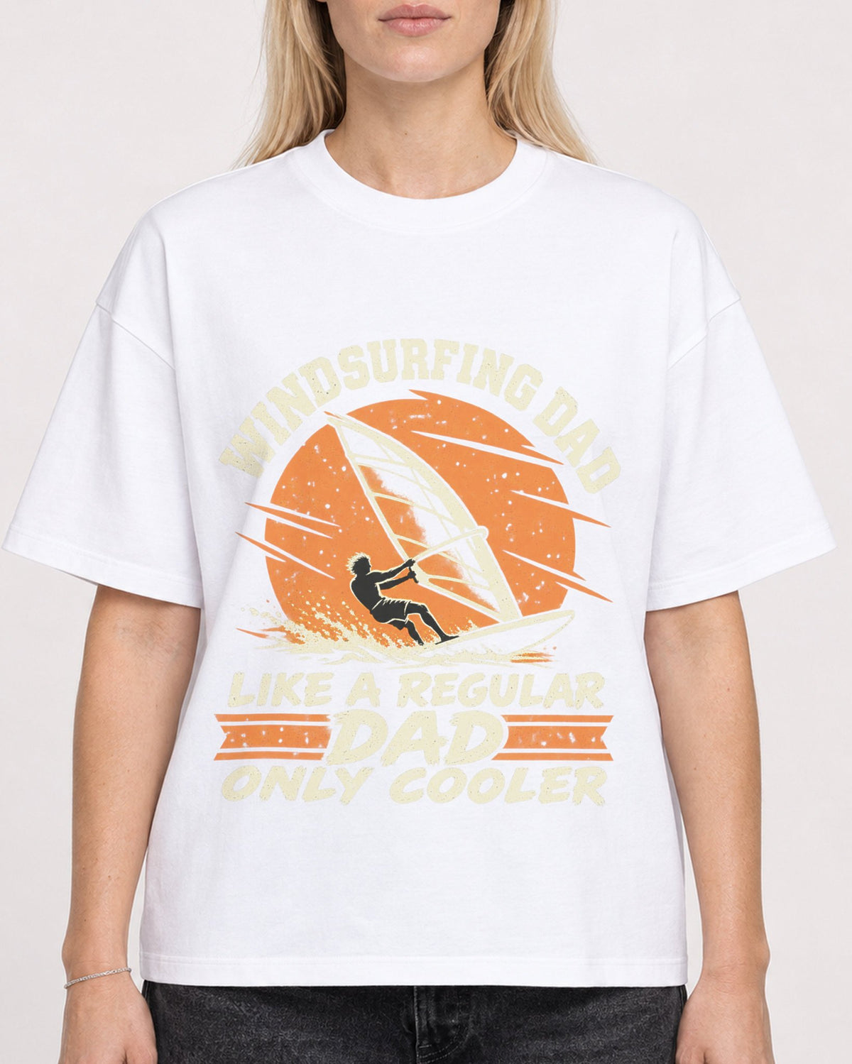 Mockup Boxy Heavyweight Tee White female close-up 08