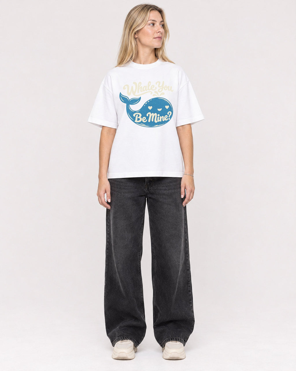 Mockup Boxy Heavyweight Tee White female full-body 08