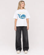 Mockup Boxy Heavyweight Tee White female full-body 08