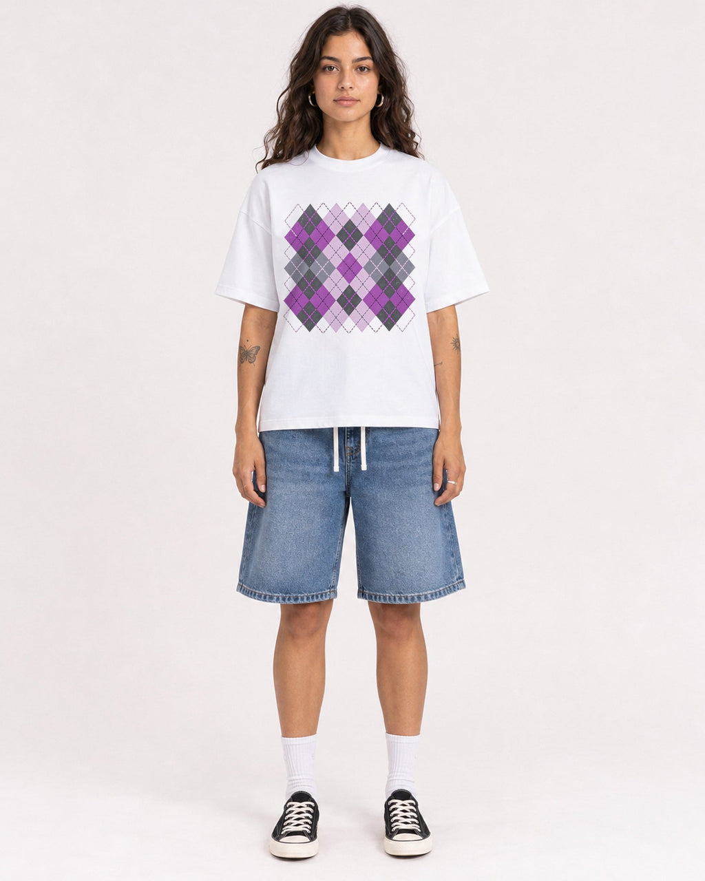 Mockup Boxy Heavyweight Tee White female full-body 06