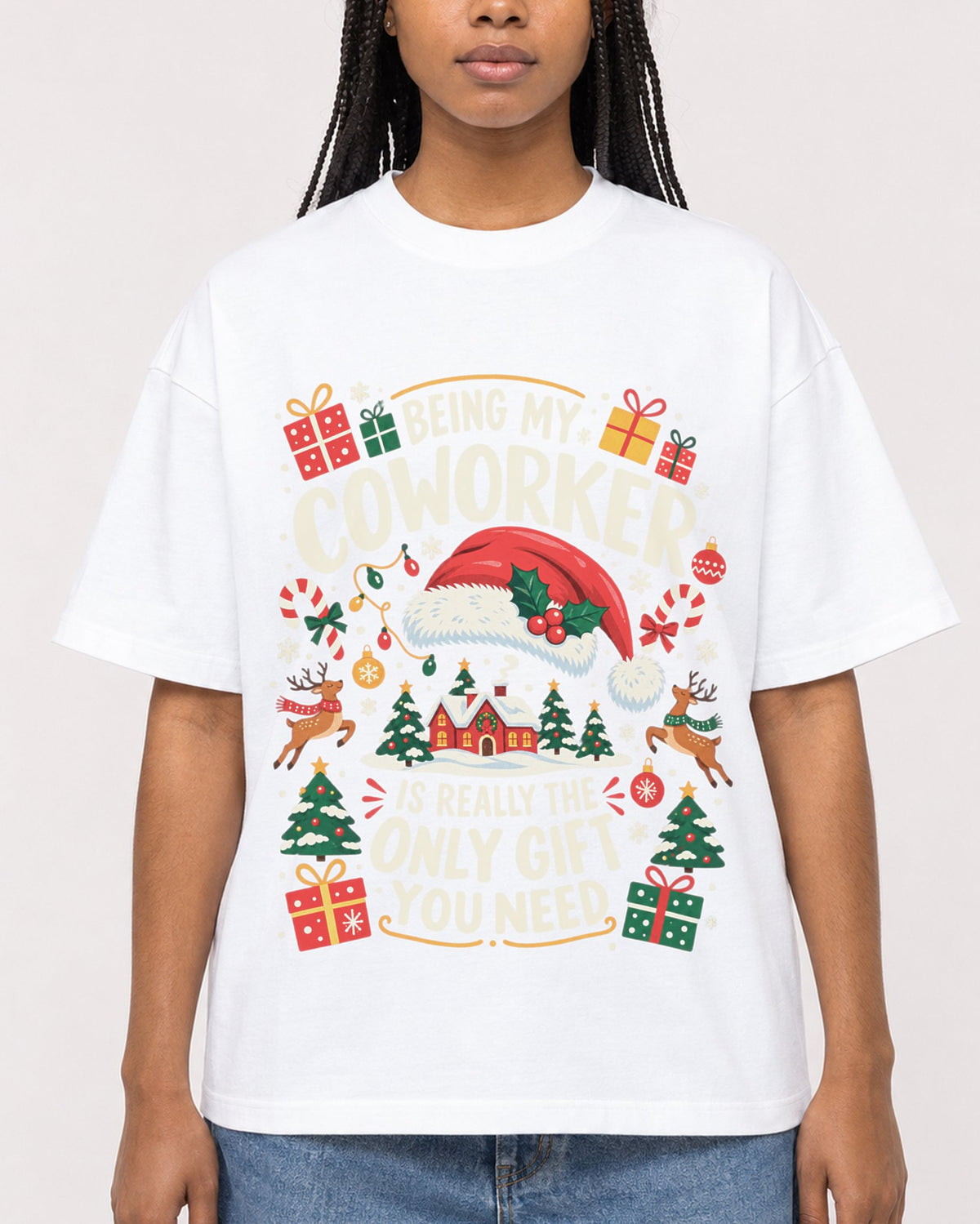Mockup Boxy Heavyweight Tee White female close-up 45