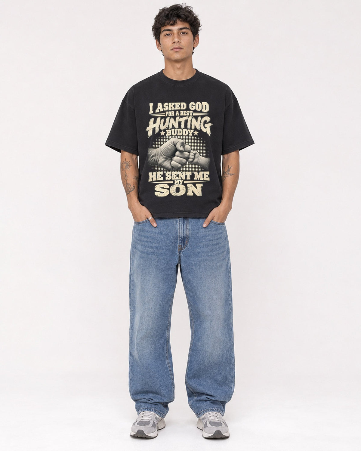 Mockup Boxy Heavyweight Tee Black male full-body 06
