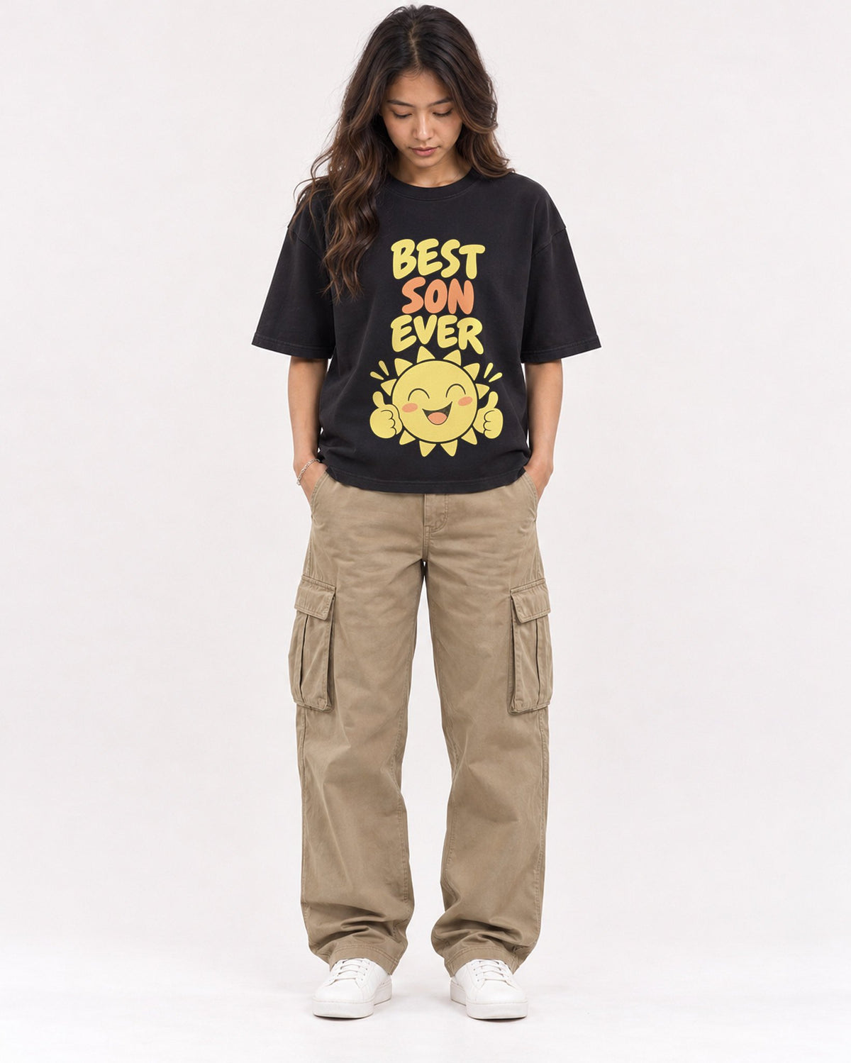 Mockup Boxy Heavyweight Tee Black female full-body 02