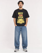 Mockup Boxy Heavyweight Tee Black male full-body 02