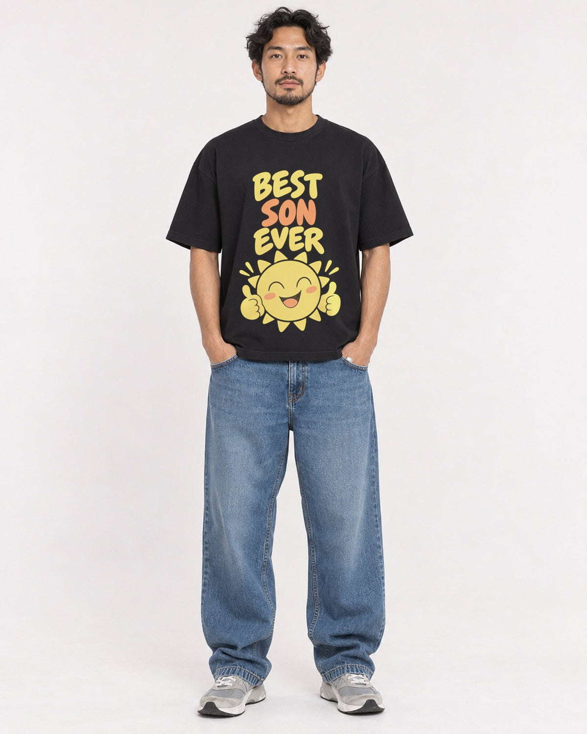 Mockup Boxy Heavyweight Tee Black male full-body 02