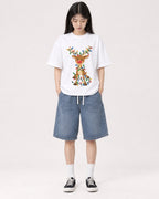 Mockup Boxy Heavyweight Tee White female full-body 01