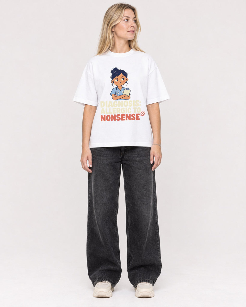 Mockup Boxy Heavyweight Tee White female full-body 08