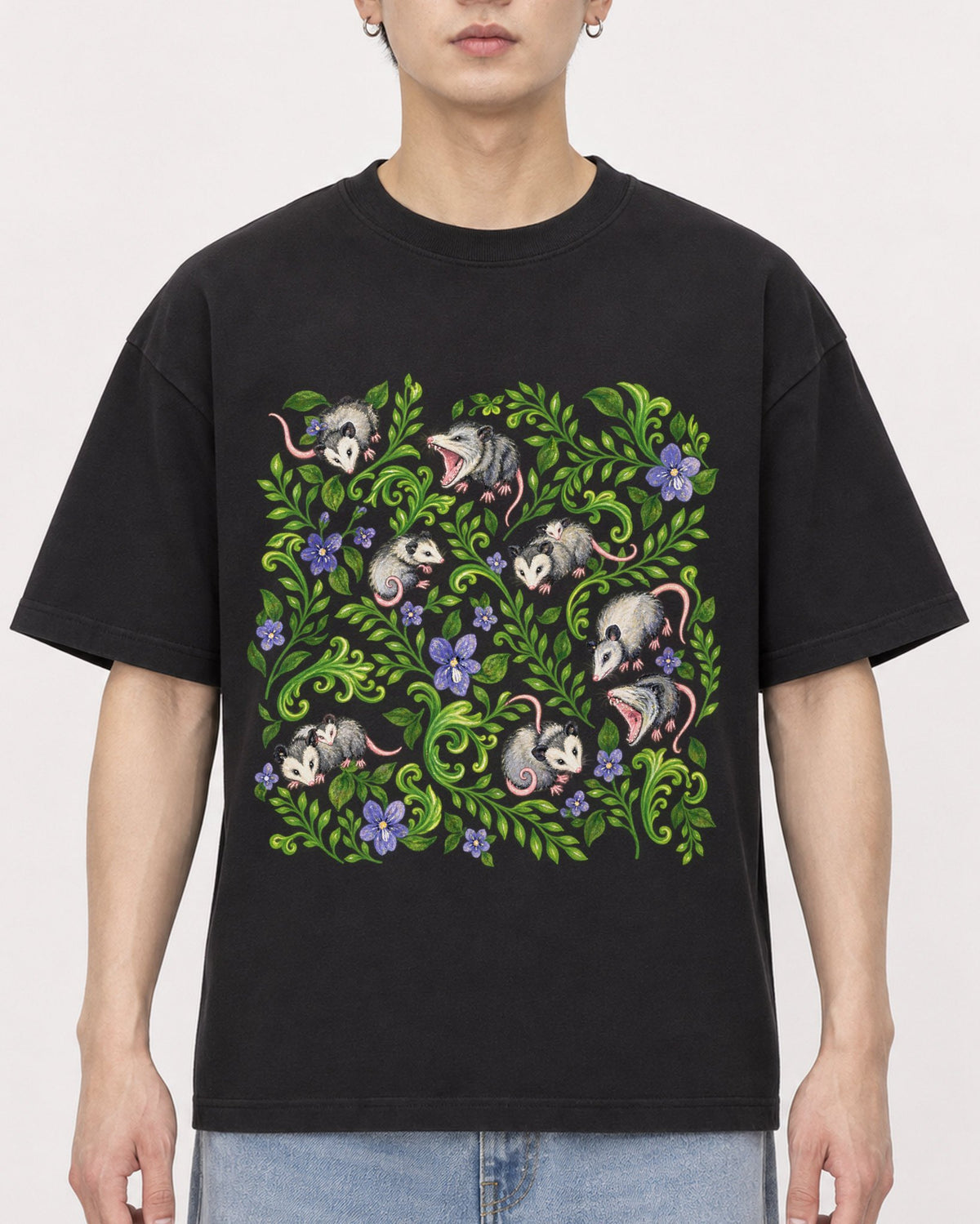 Mockup Boxy Heavyweight Tee Black male close-up 01