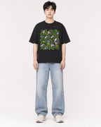 Mockup Boxy Heavyweight Tee Black male full-body 01