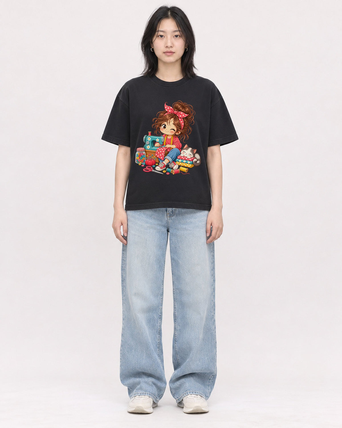 Mockup Boxy Heavyweight Tee Black female full-body 31