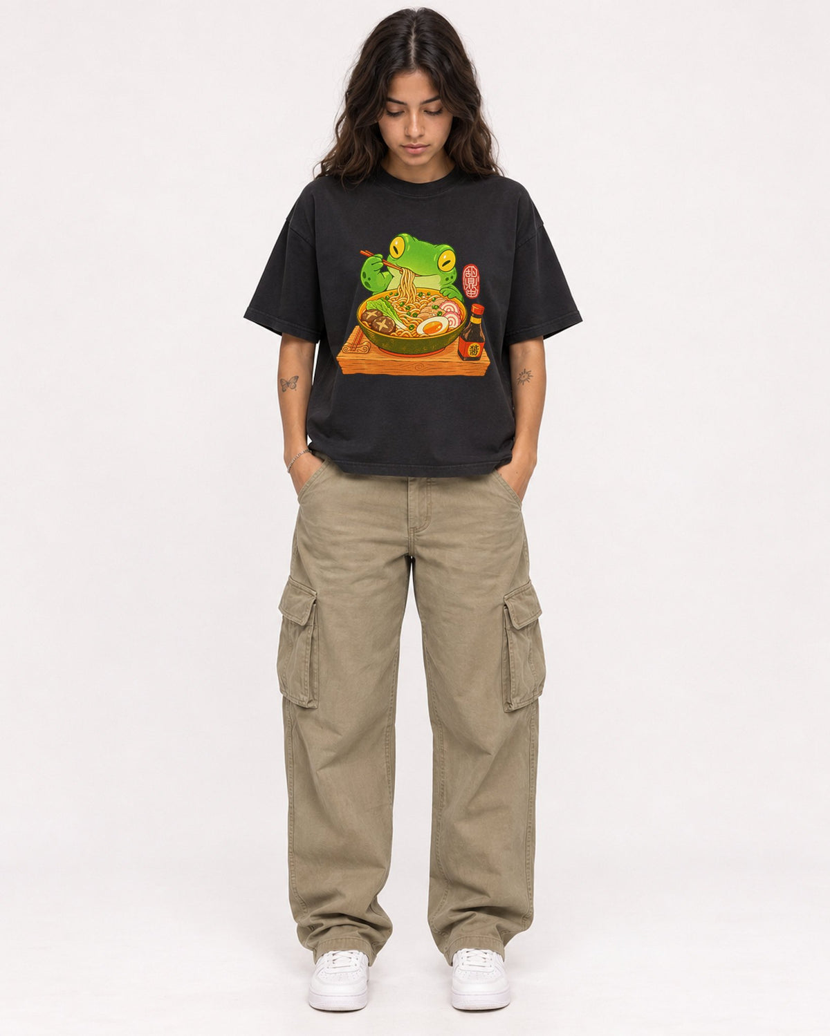 Mockup Boxy Heavyweight Tee Black female full-body 06