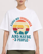 Mockup Boxy Heavyweight Tee White female close-up 12