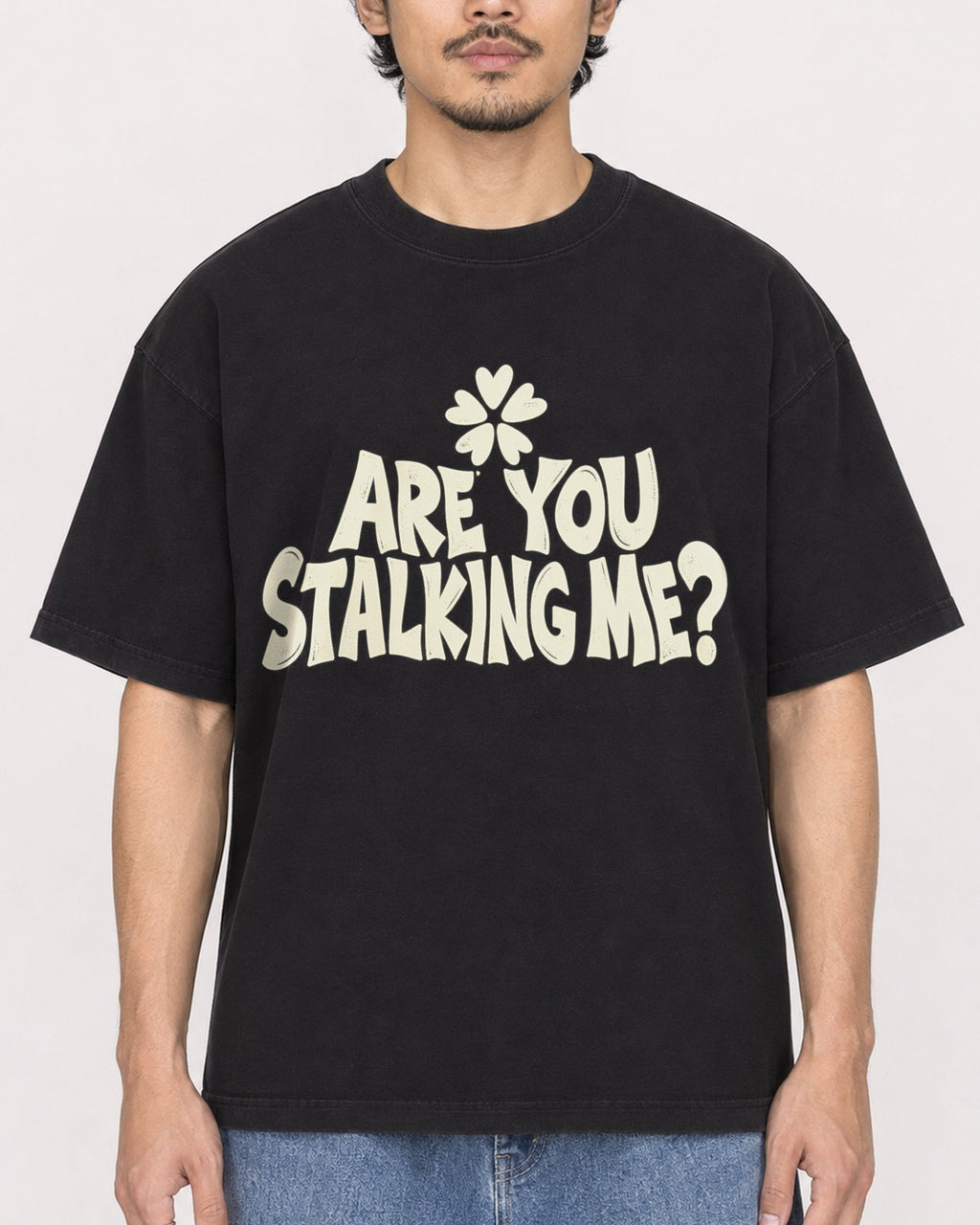 Mockup Boxy Heavyweight Tee Black male close-up 02