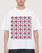 Mockup Boxy Heavyweight Tee White male close-up 01