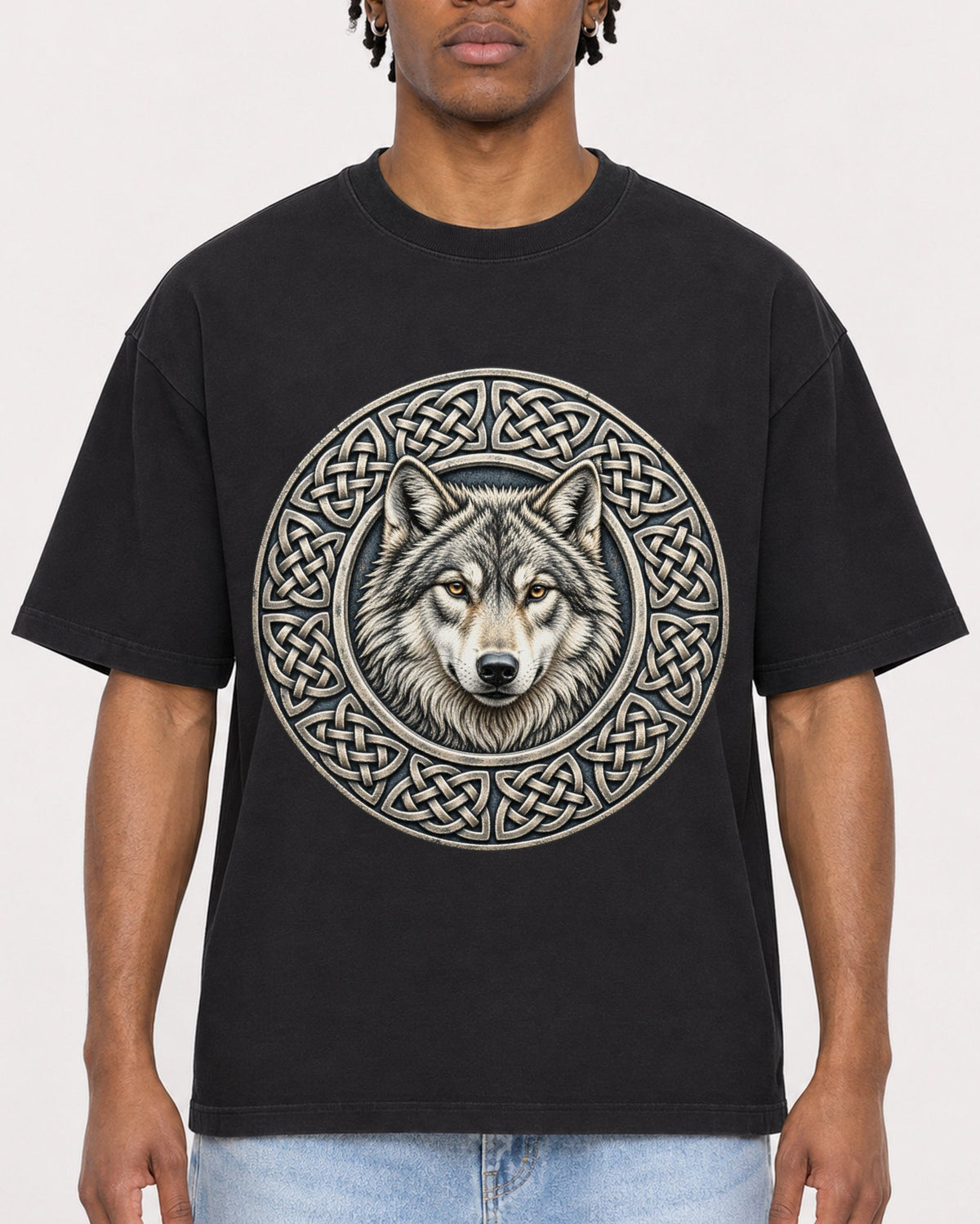 Mockup Boxy Heavyweight Tee Black male close-up 05