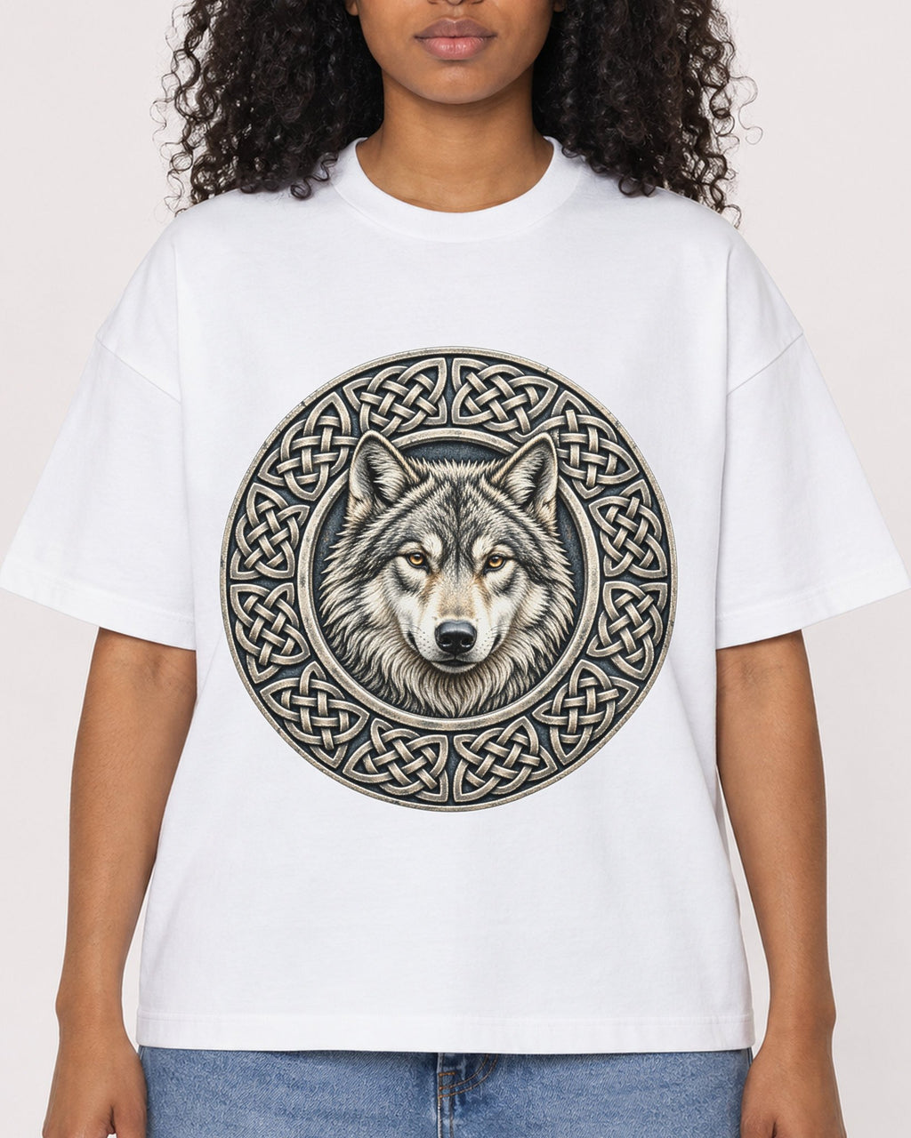 Mockup Boxy Heavyweight Tee White female close-up 05