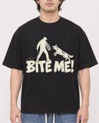 Mockup Boxy Heavyweight Tee Black male close-up 03
