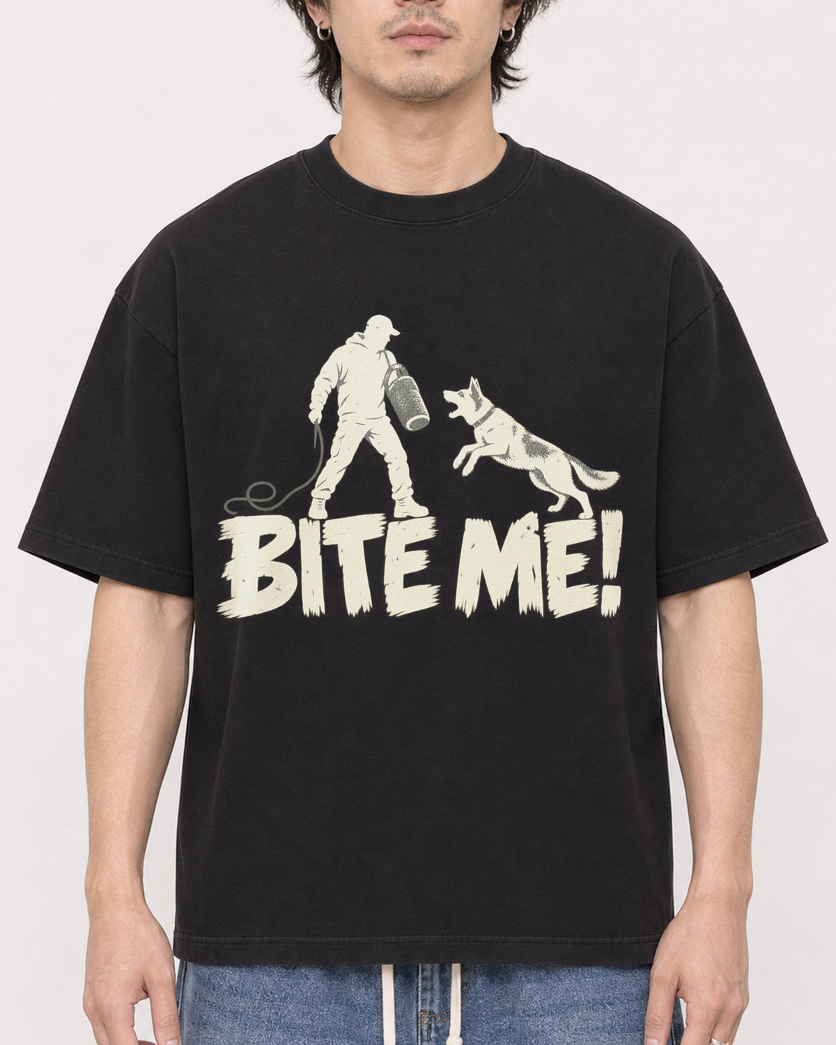 Mockup Boxy Heavyweight Tee Black male close-up 03