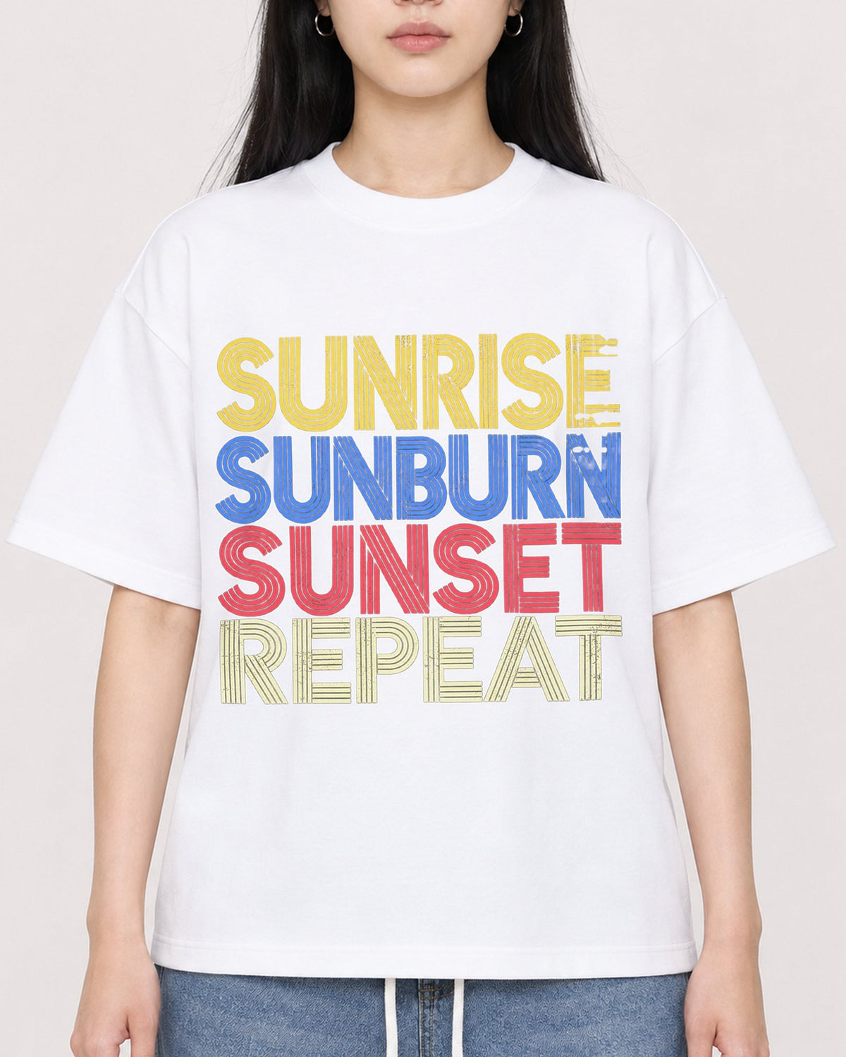 Mockup Boxy Heavyweight Tee White female close-up 01