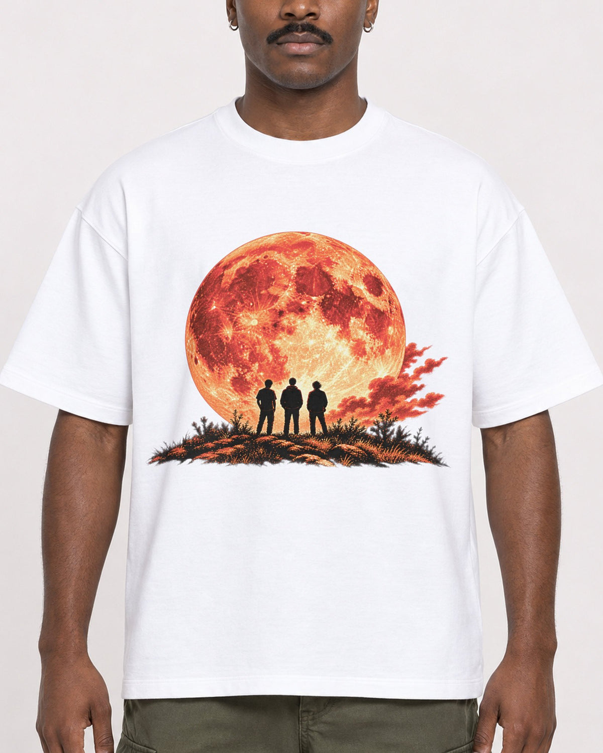 Mockup Boxy Heavyweight Tee White male close-up 14