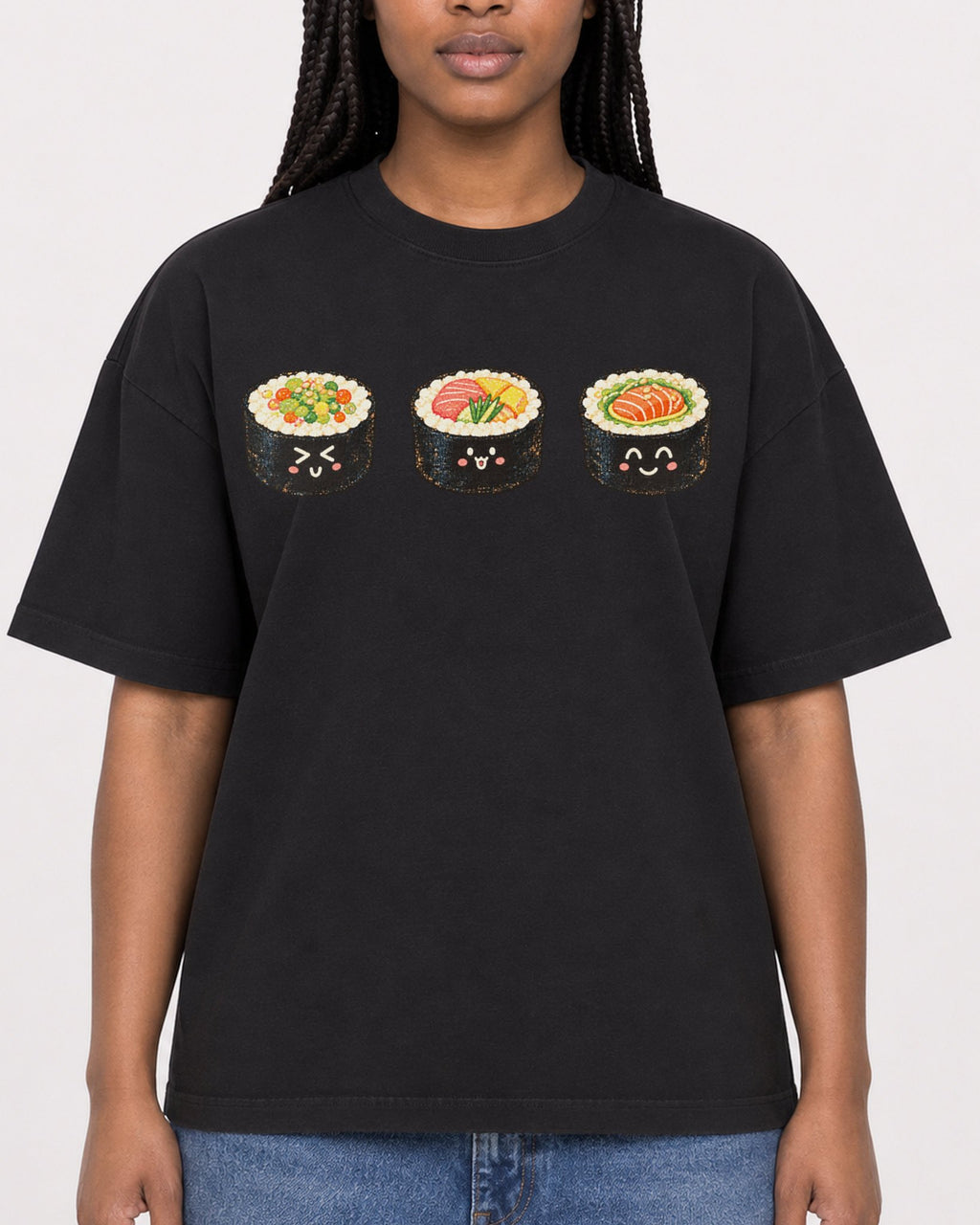 Mockup Boxy Heavyweight Tee Black female close-up 04