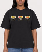 Mockup Boxy Heavyweight Tee Black female close-up 04