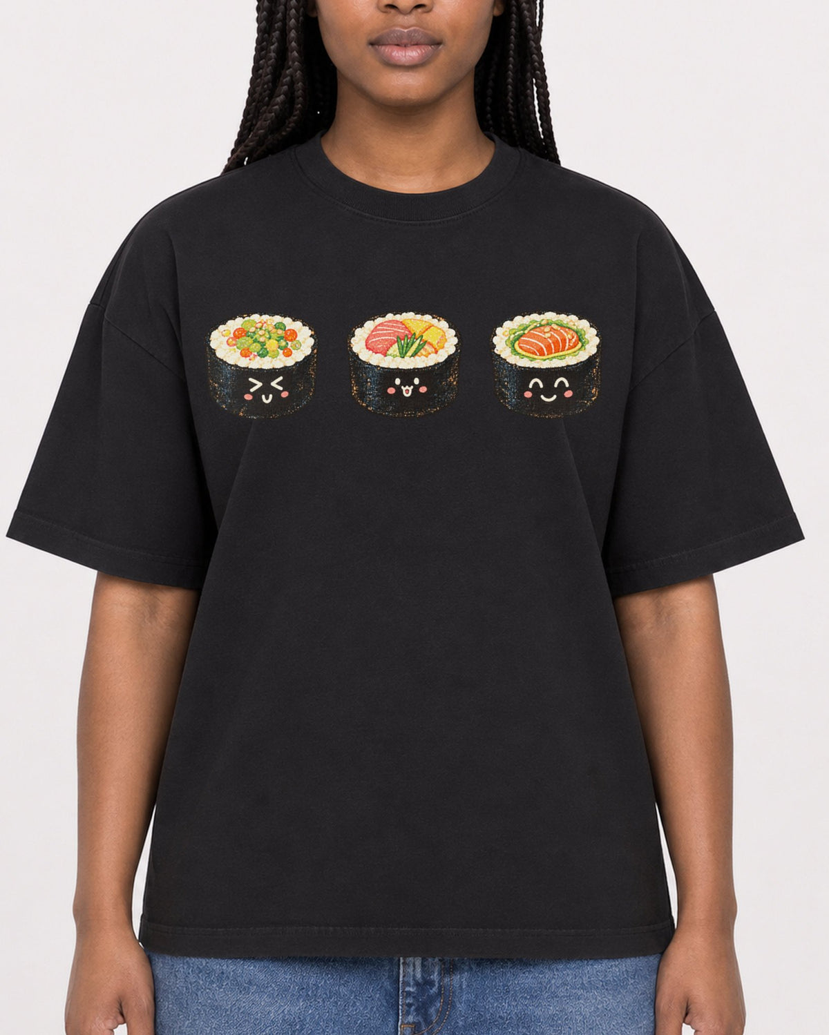 Mockup Boxy Heavyweight Tee Black female close-up 04