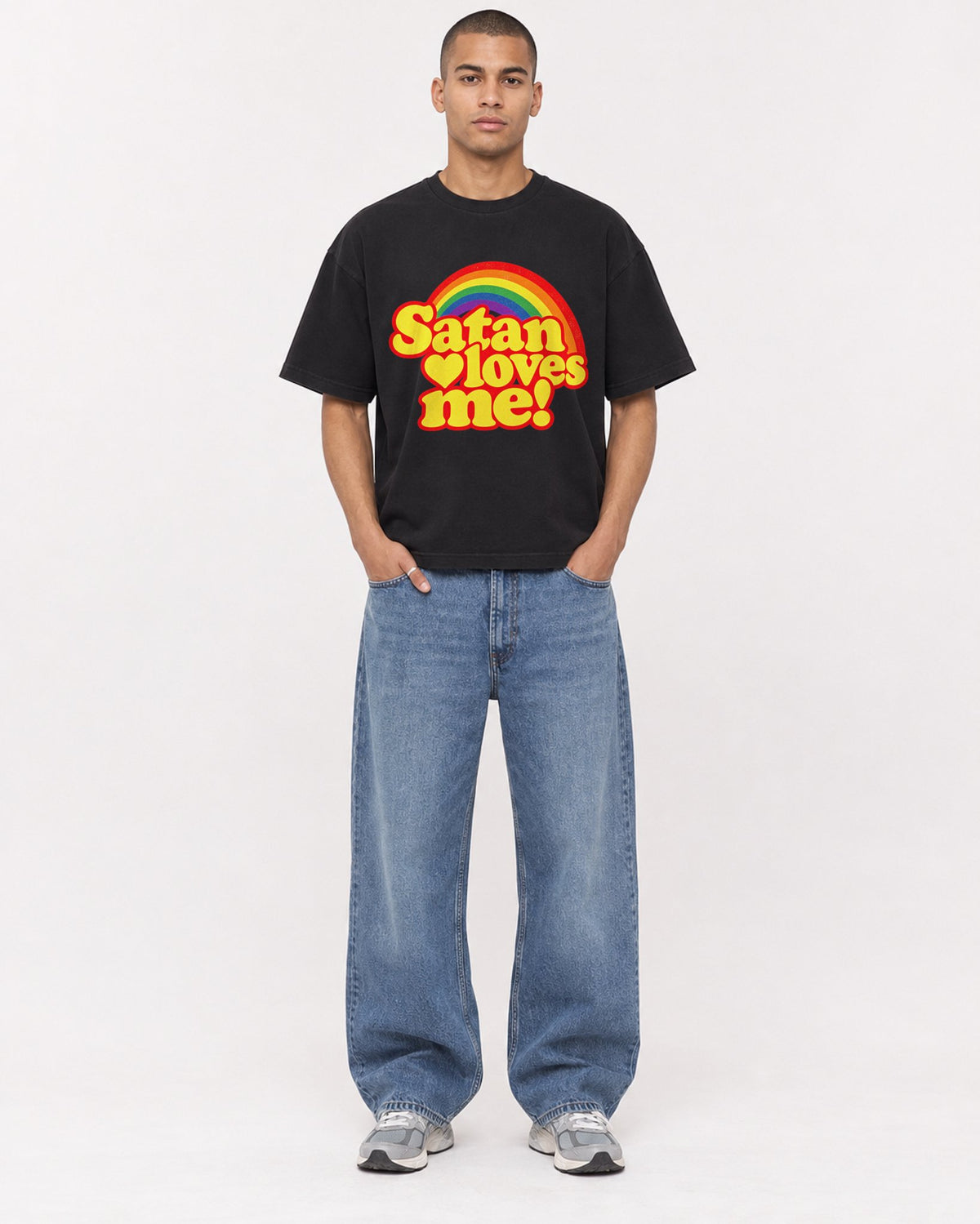 Mockup Boxy Heavyweight Tee Black male full-body 50