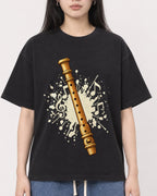 Mockup Boxy Heavyweight Tee Black female close-up 01
