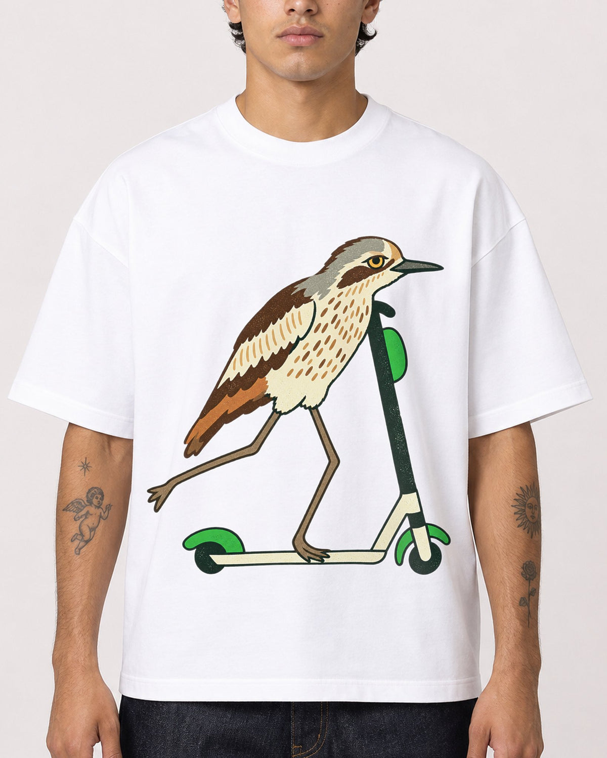 Mockup Boxy Heavyweight Tee White male close-up 36