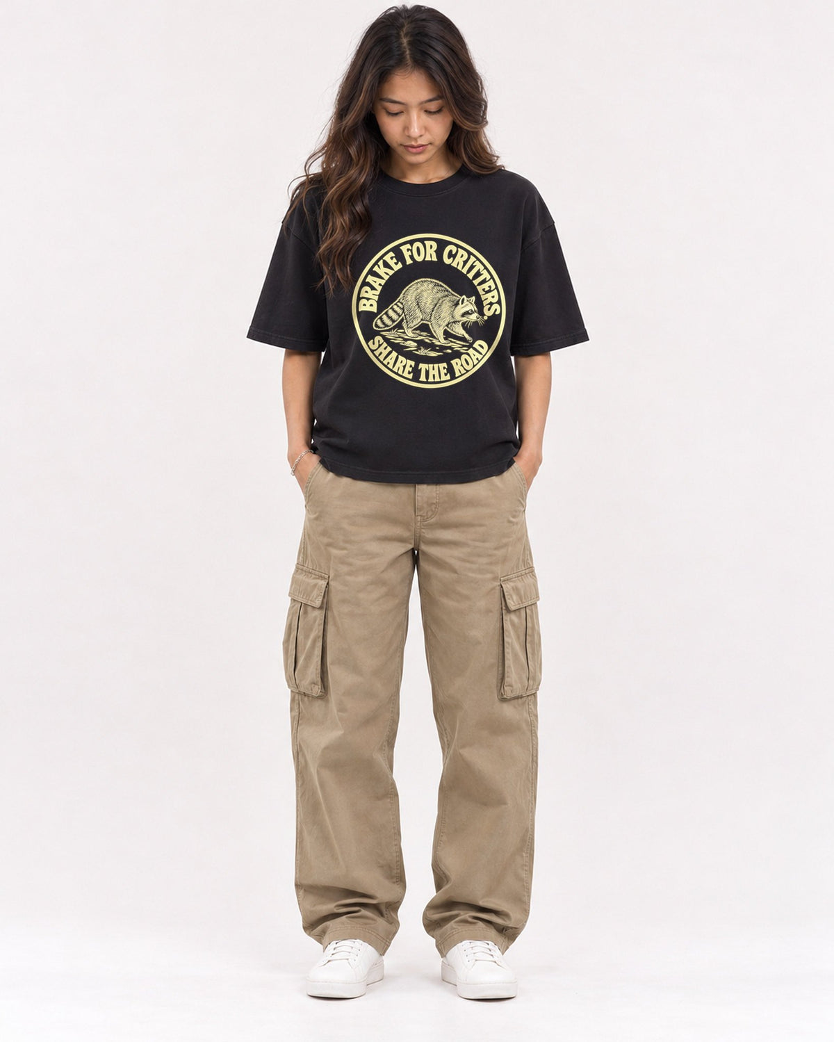 Mockup Boxy Heavyweight Tee Black female full-body 02