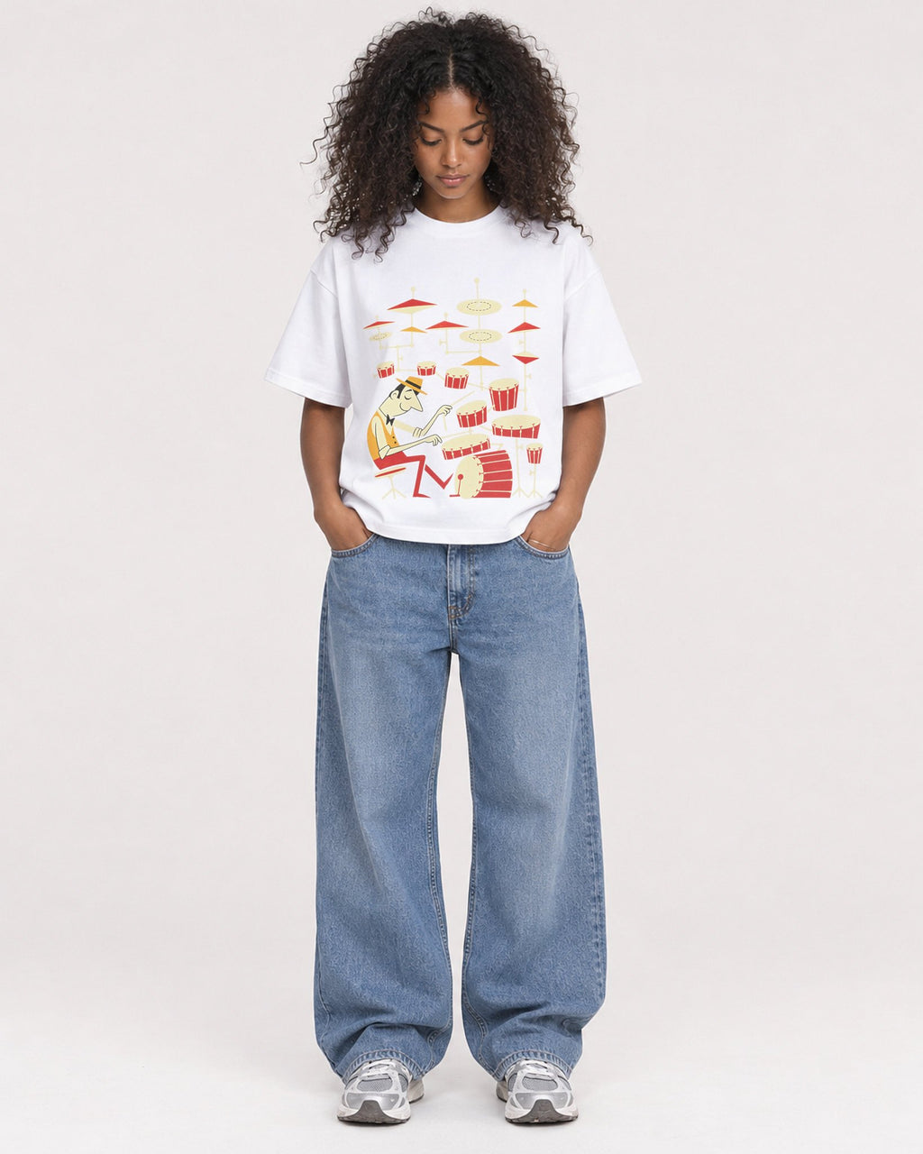 Mockup Boxy Heavyweight Tee White female full-body 05