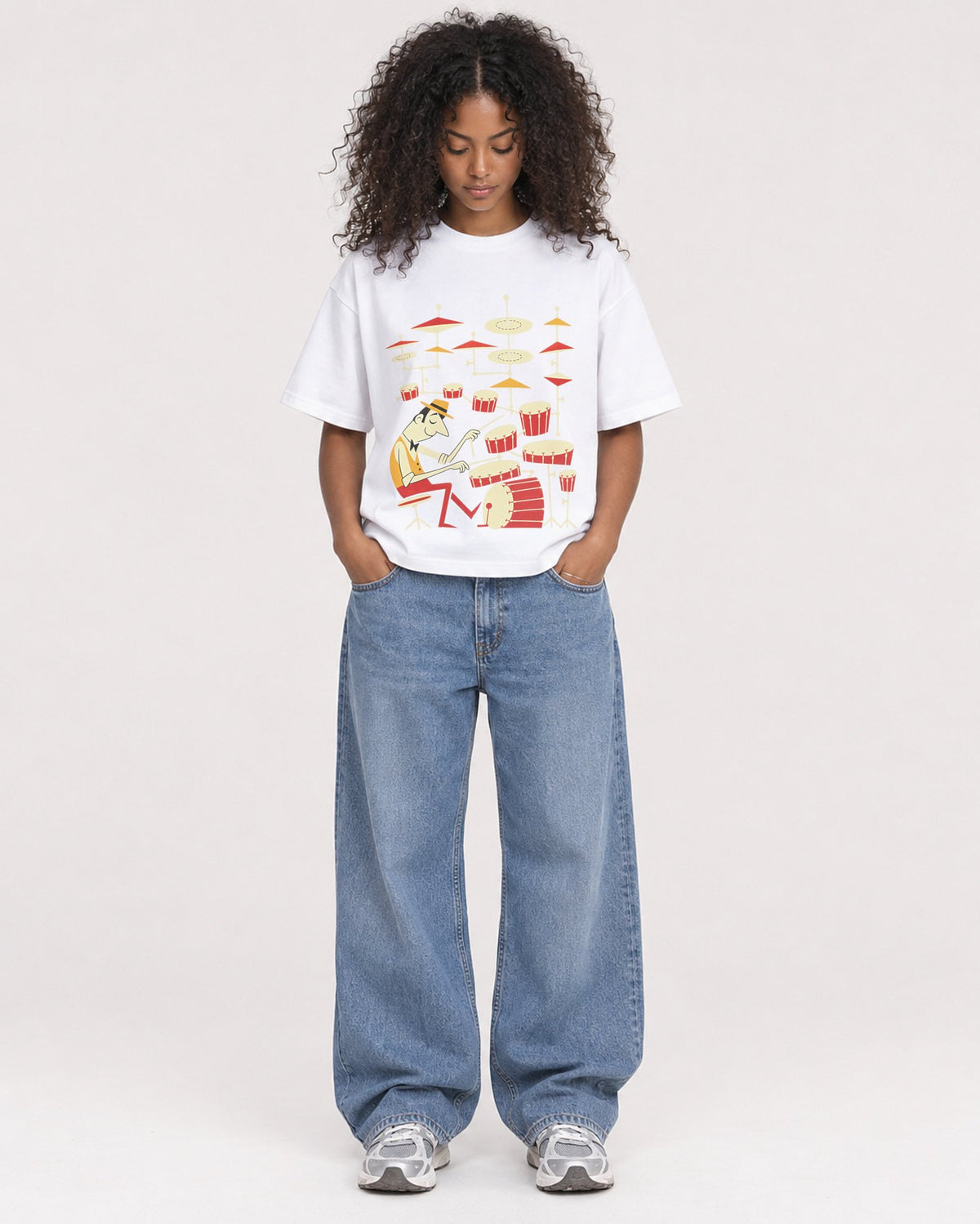 Mockup Boxy Heavyweight Tee White female full-body 05