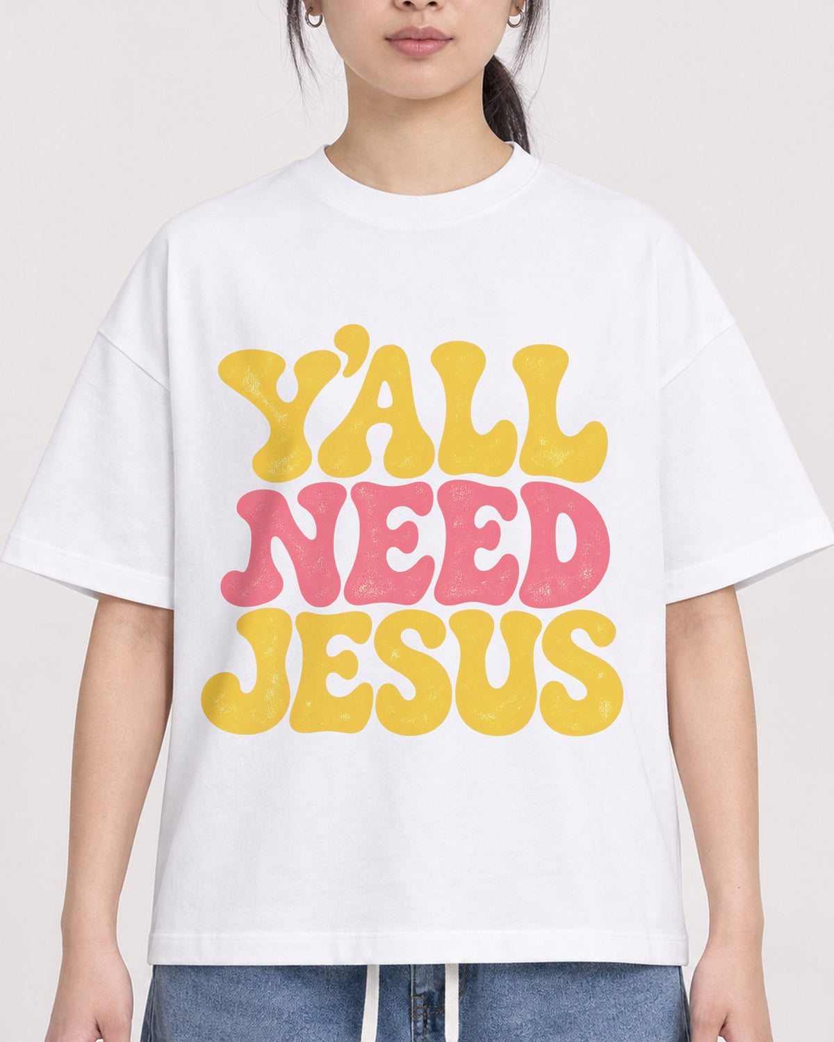Mockup Boxy Heavyweight Tee White female close-up 21